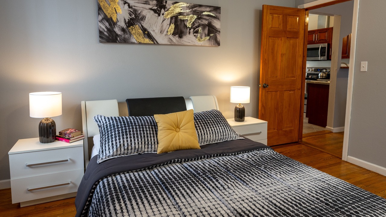 Photo of Bedroom in Utica