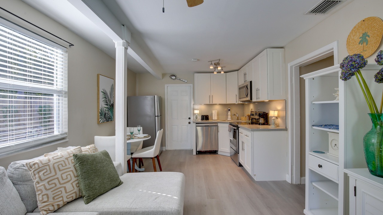 Photo of Livingroom in Riverside Park