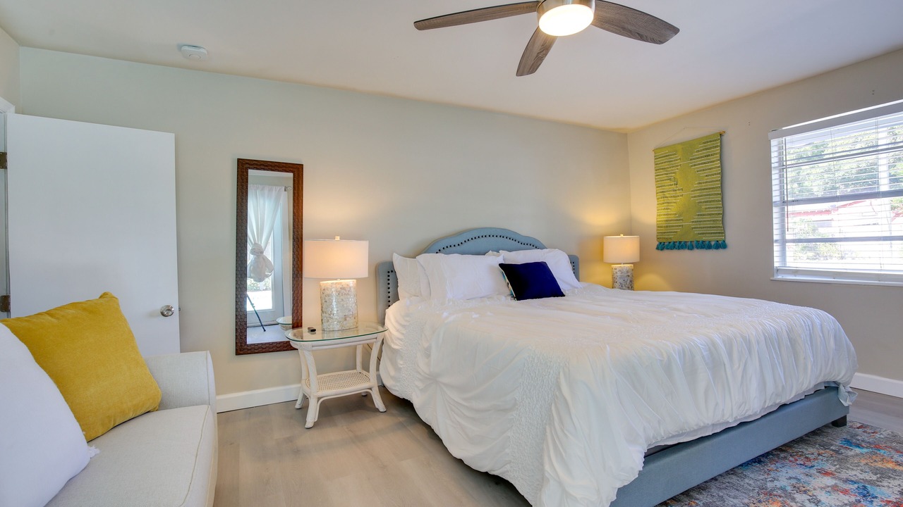 Photo of Bedroom in Riverside Park