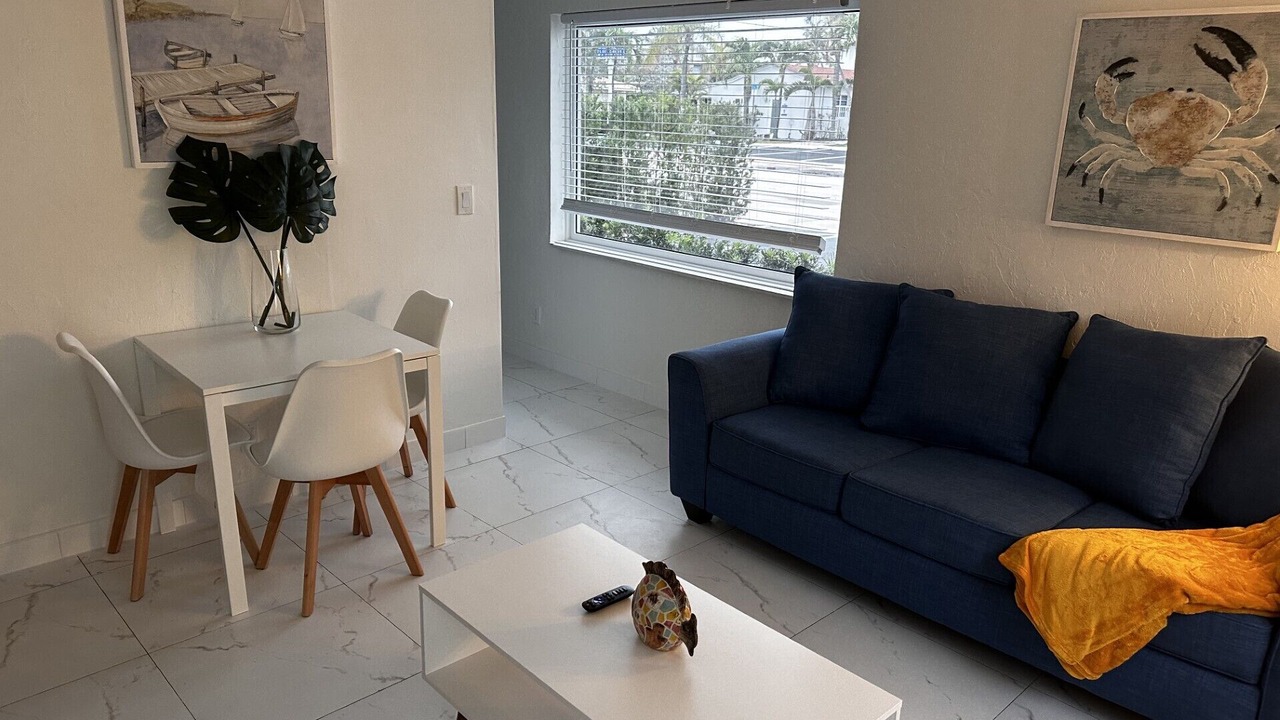 Photo of Livingroom in Lauderdale-by-the-Sea