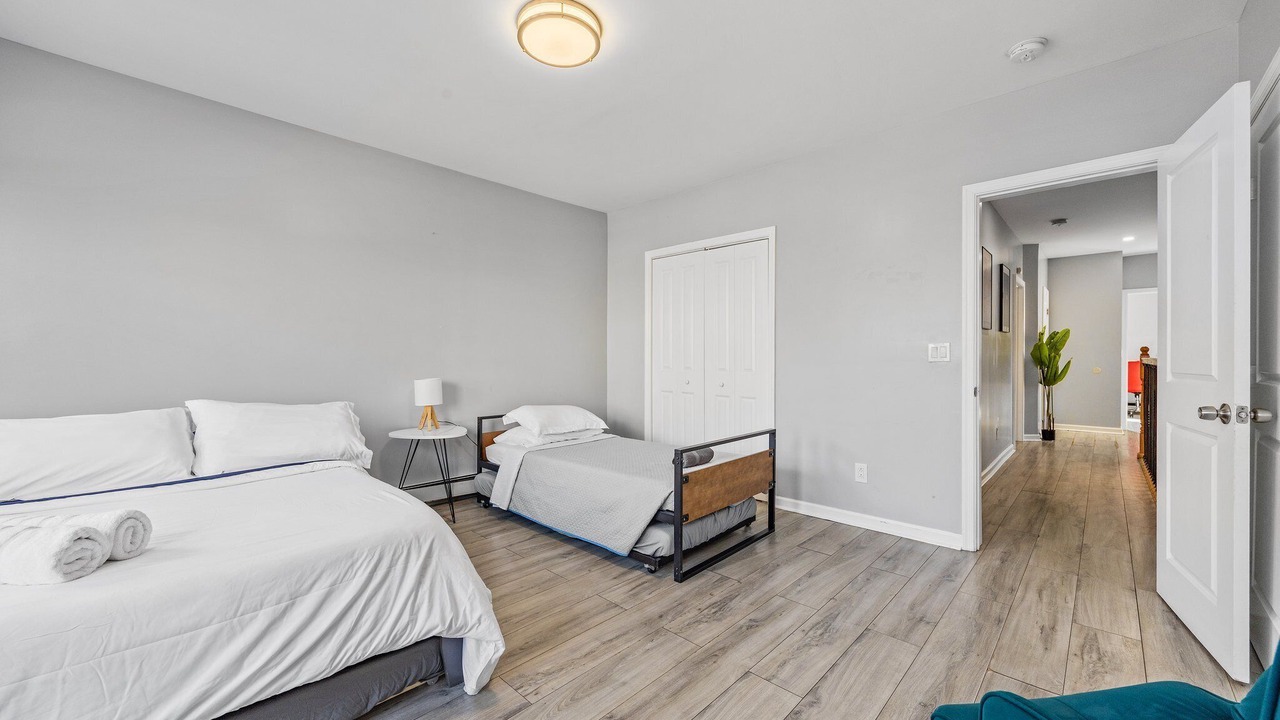 Photo of Bedroom in Forest Hill