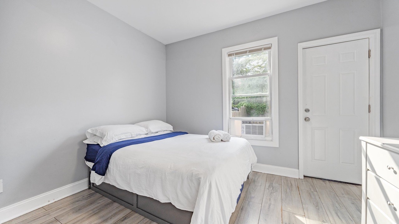 Photo of Bedroom in Forest Hill