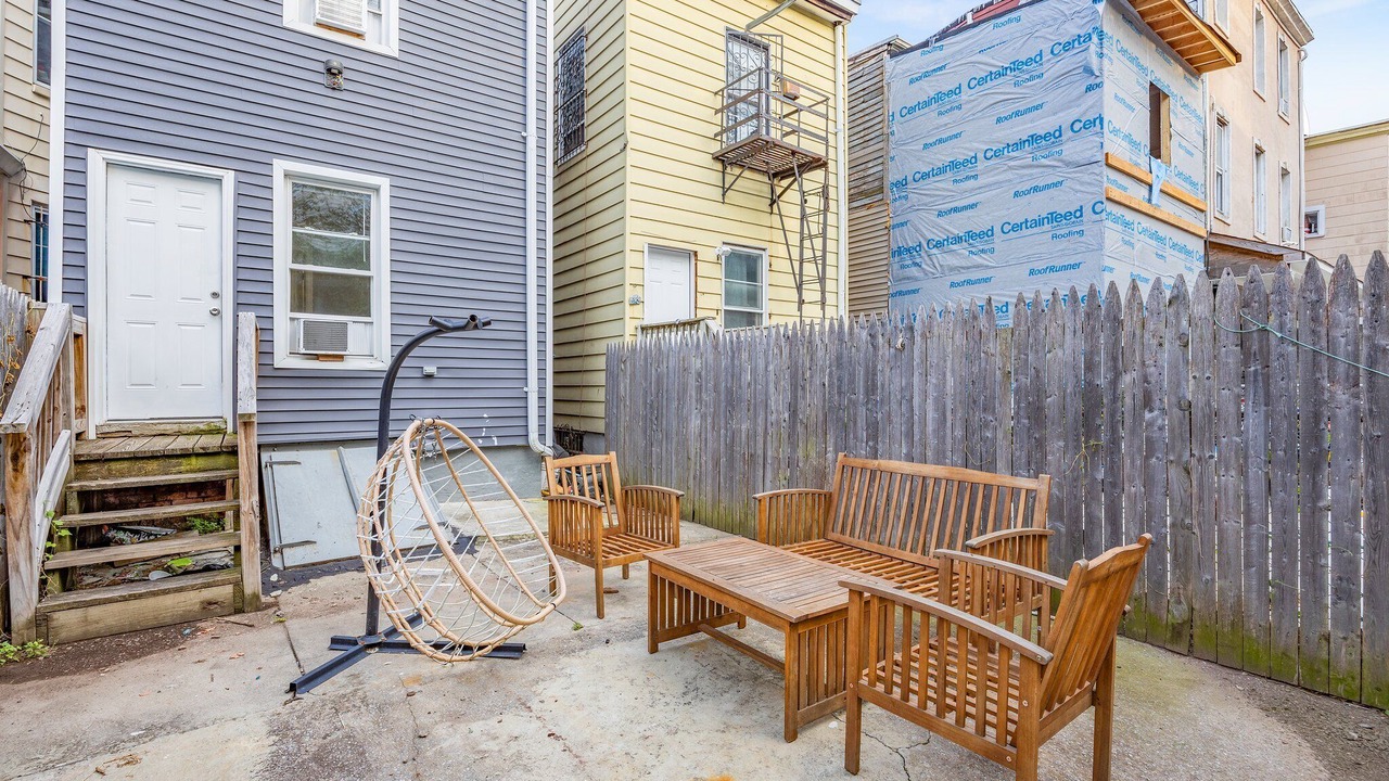 Photo of Patio Balcony in Forest Hill