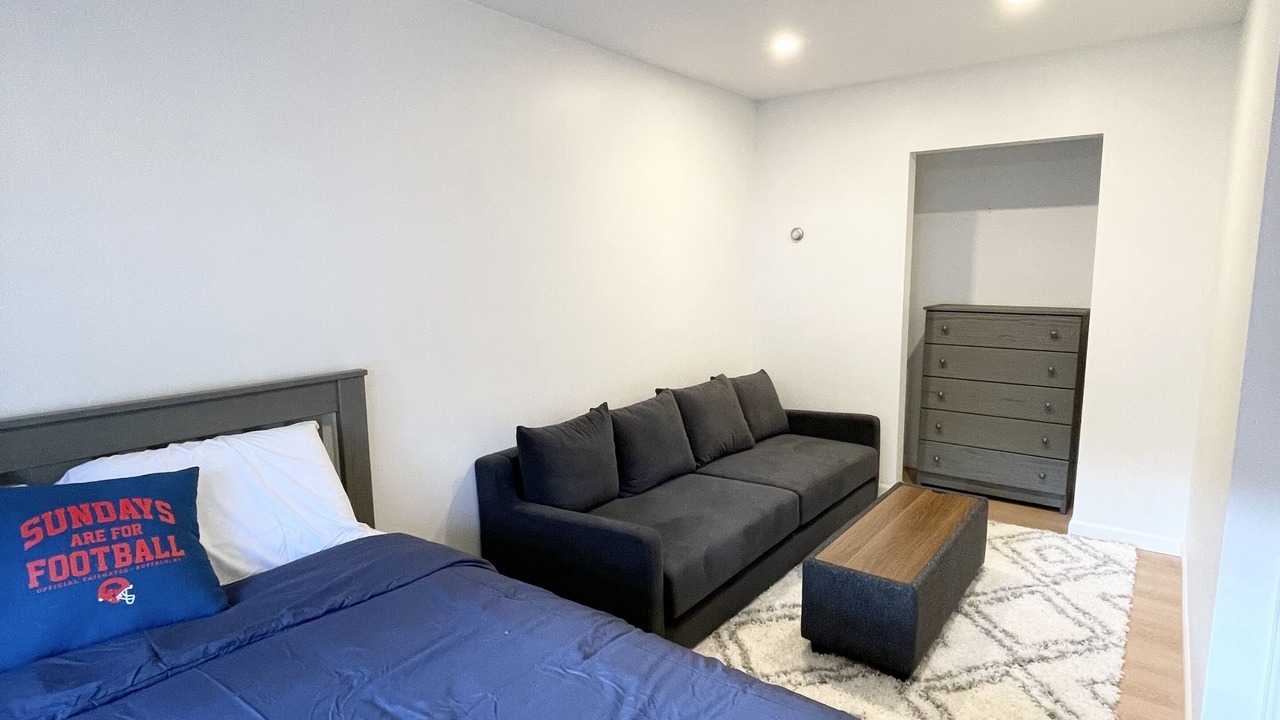 Photo of Bedroom in Orchard Park