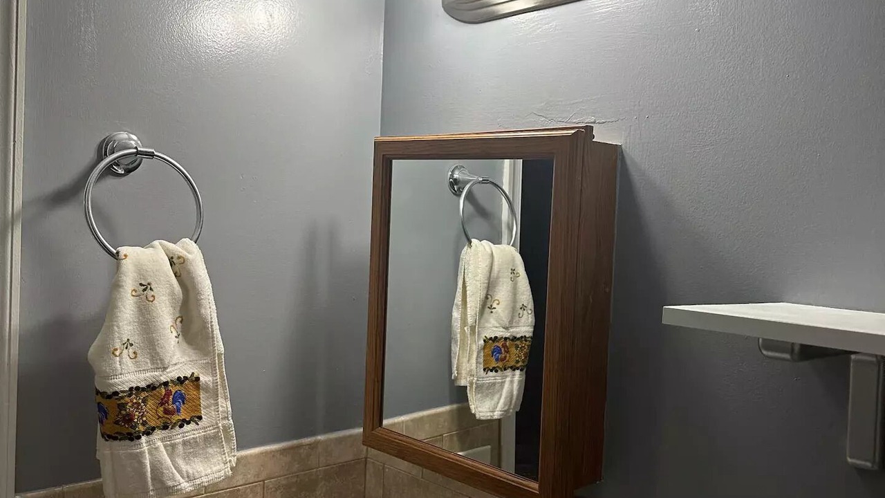 Photo of Bathroom in Newark