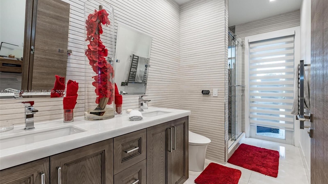 Photo of Bathroom in Towngate