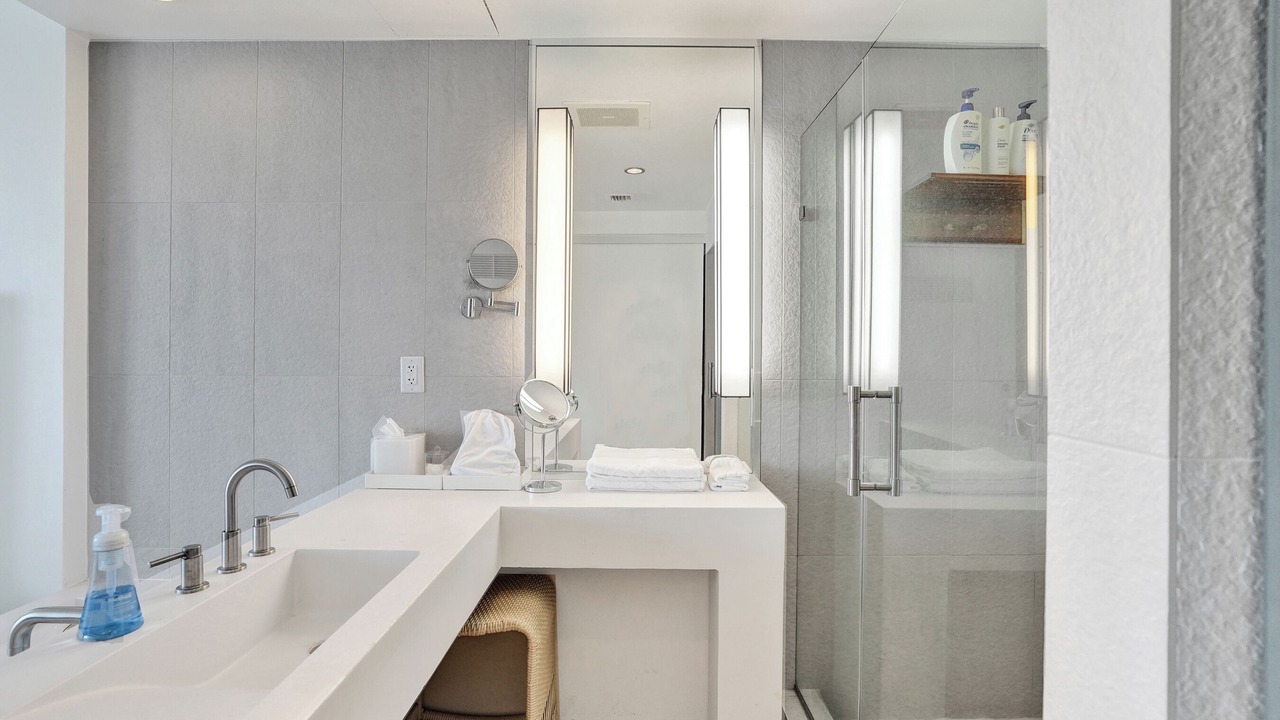 Photo of Bathroom in Central Beach