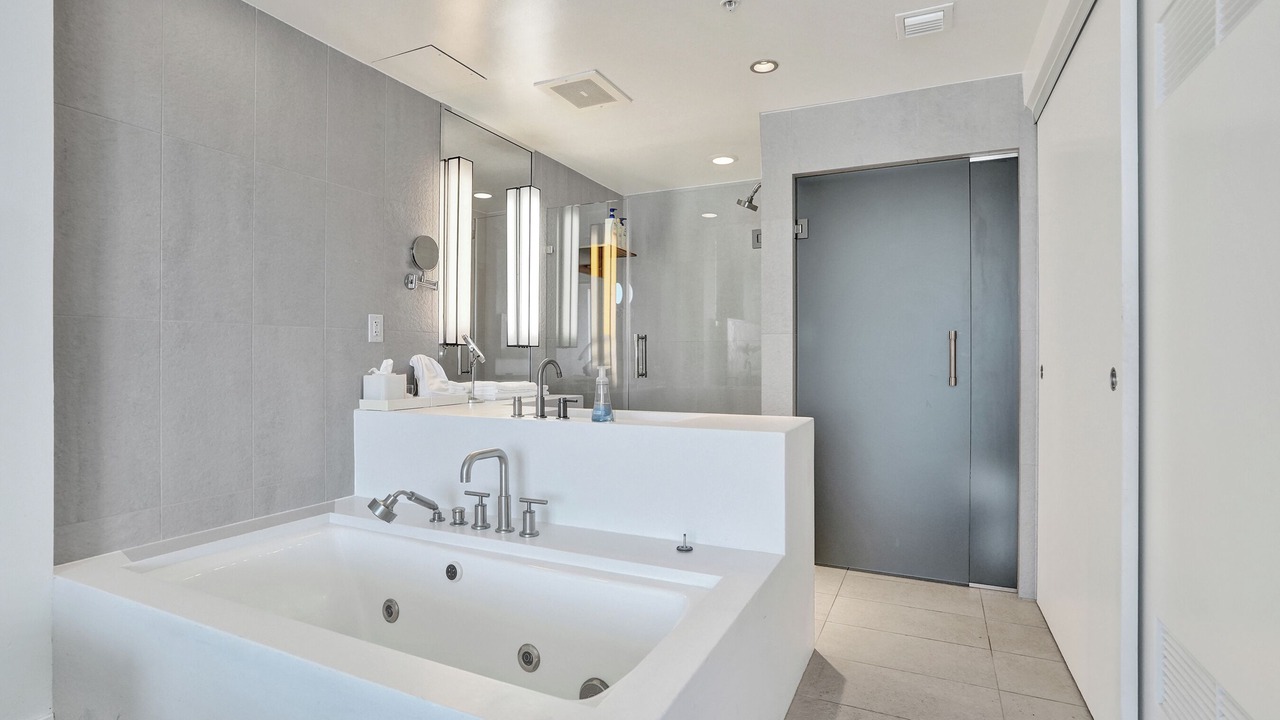 Photo of Bathroom in Central Beach