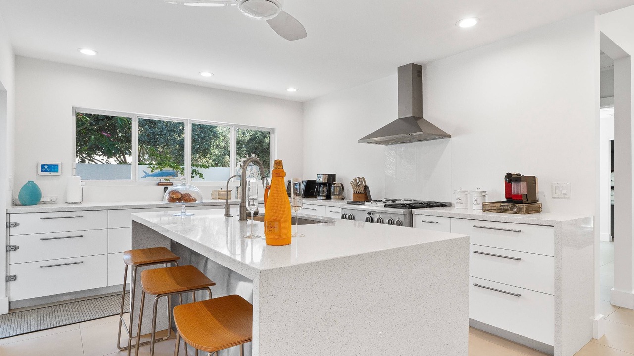 Photo of Kitchen in Lauderdale Beach