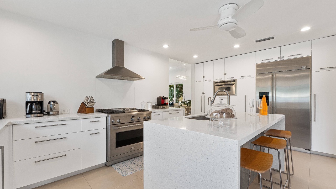 Photo of Kitchen in Lauderdale Beach