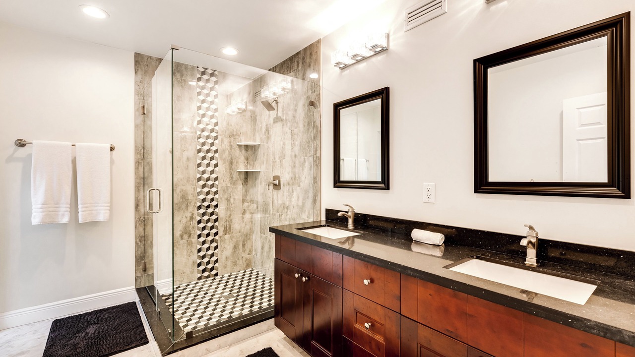 Photo of Bathroom in Southwest Ranches