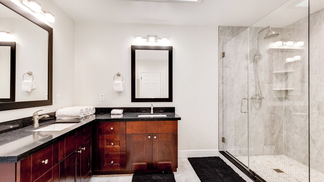 Photo of Bathroom in Southwest Ranches