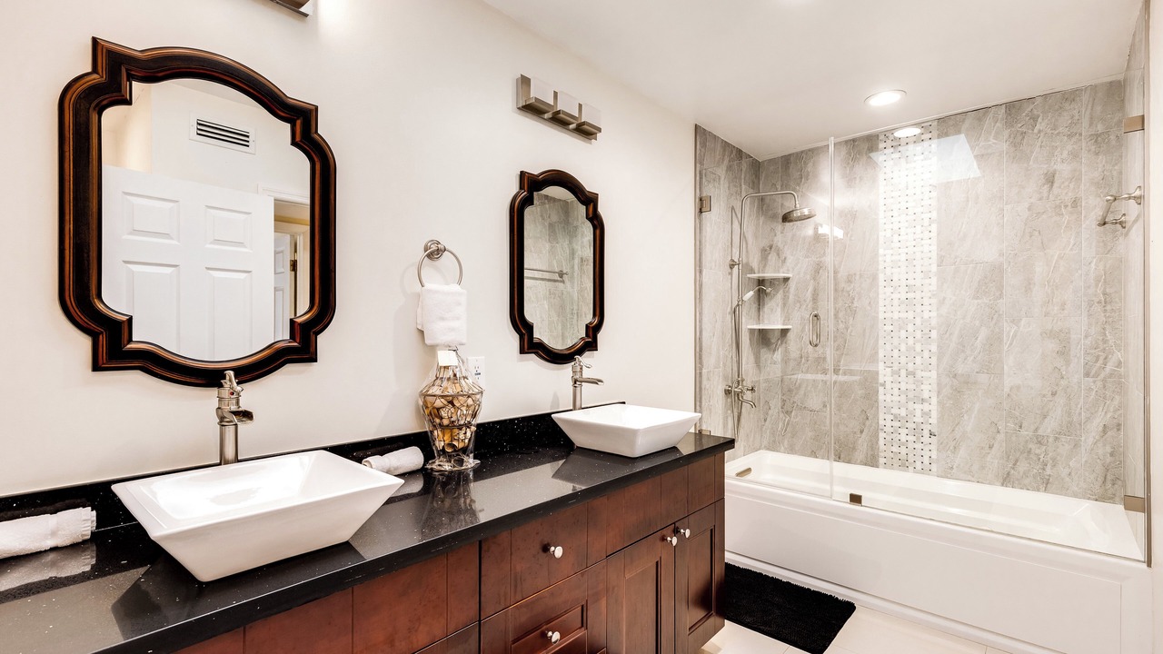 Photo of Bathroom in Southwest Ranches