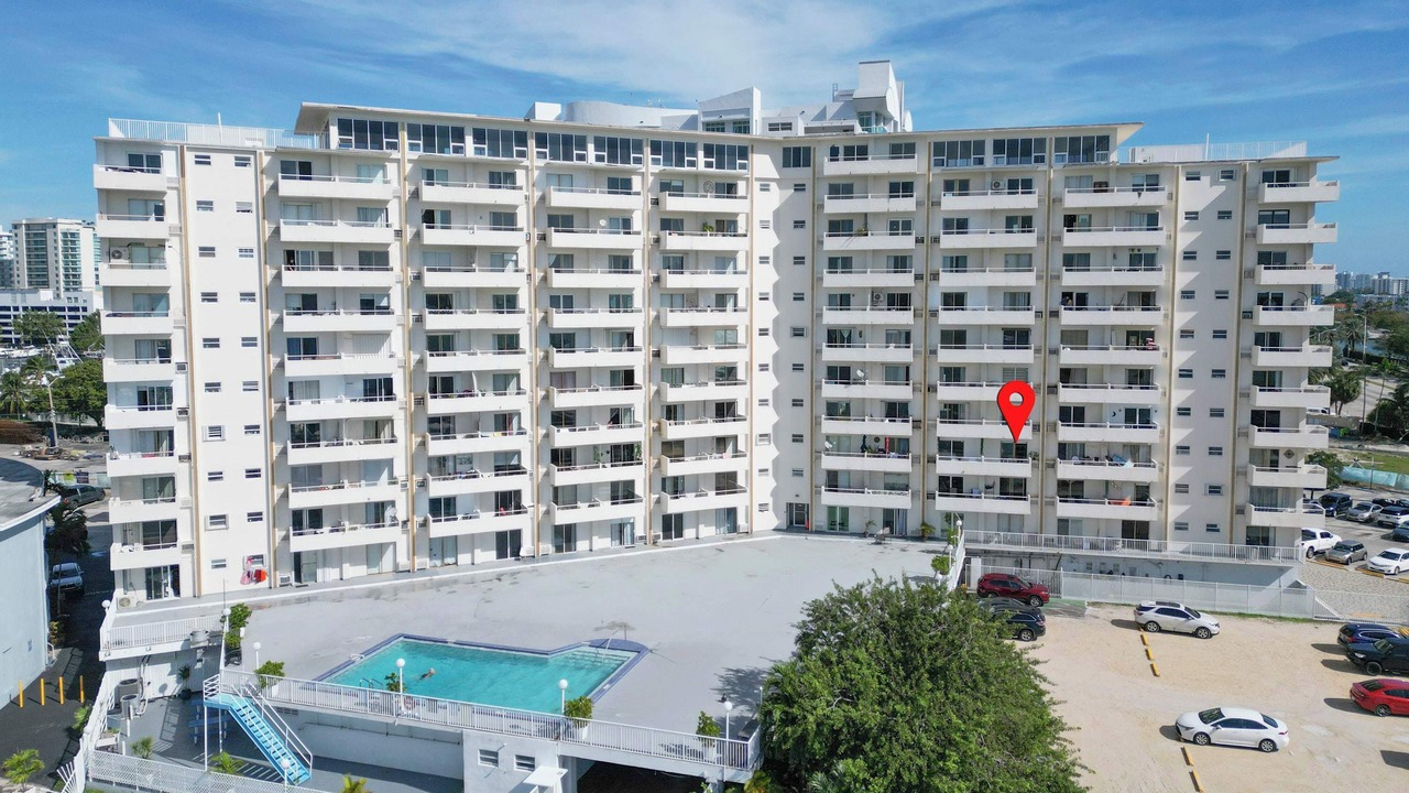 Photo of Outdoor in North Bay Village