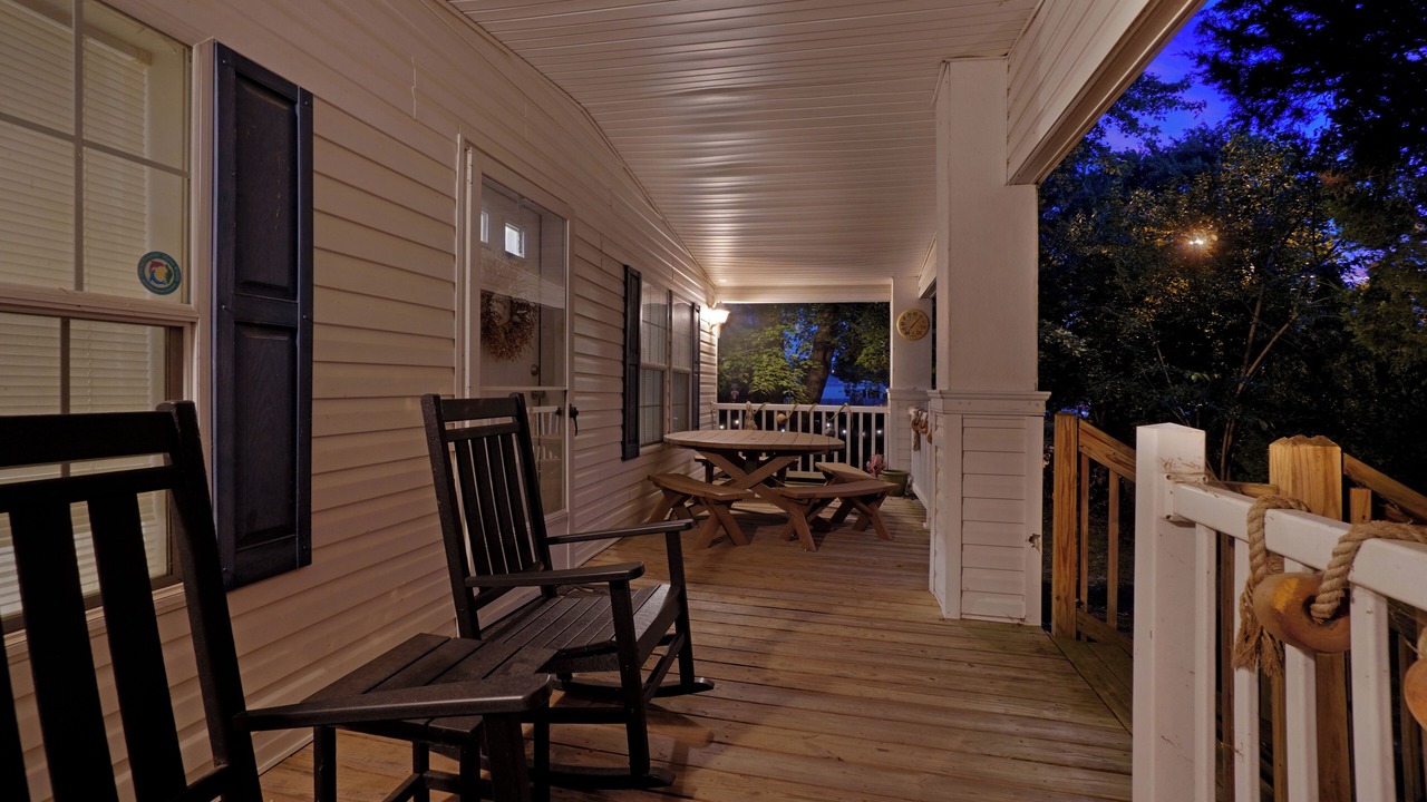Photo of Patio Balcony in Bowers Beach