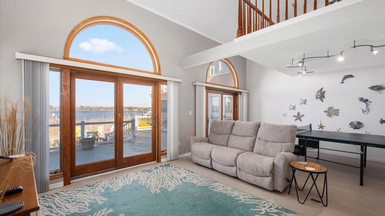Photo of Livingroom in Ocean Pines