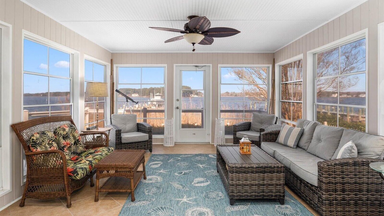 Photo of Livingroom in Ocean Pines