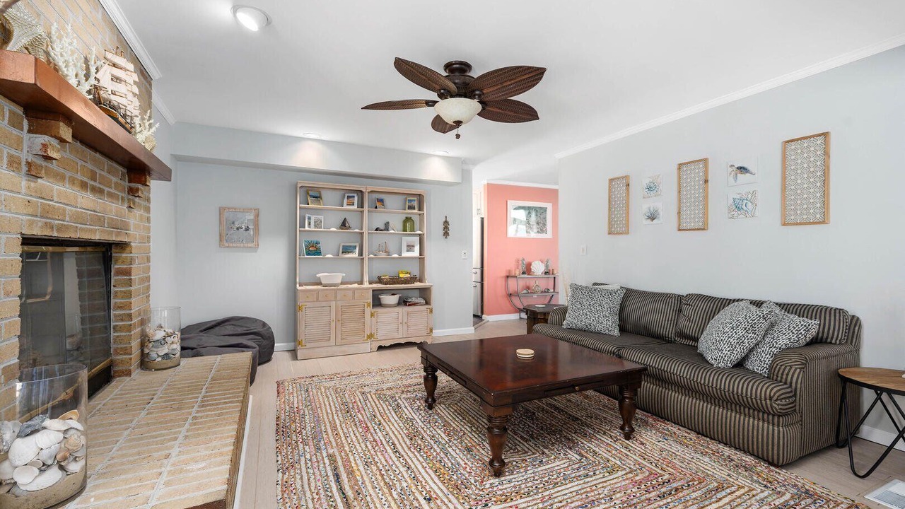Photo of Livingroom in Ocean Pines