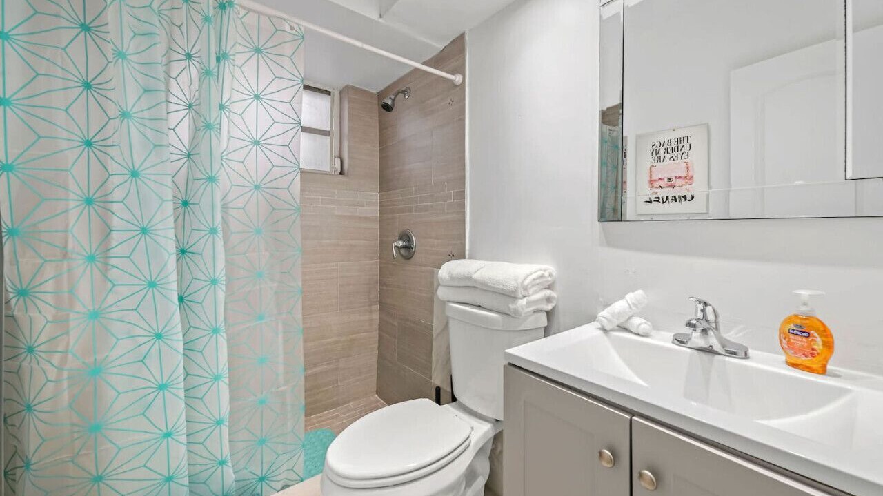 Photo of Bathroom in South Beach
