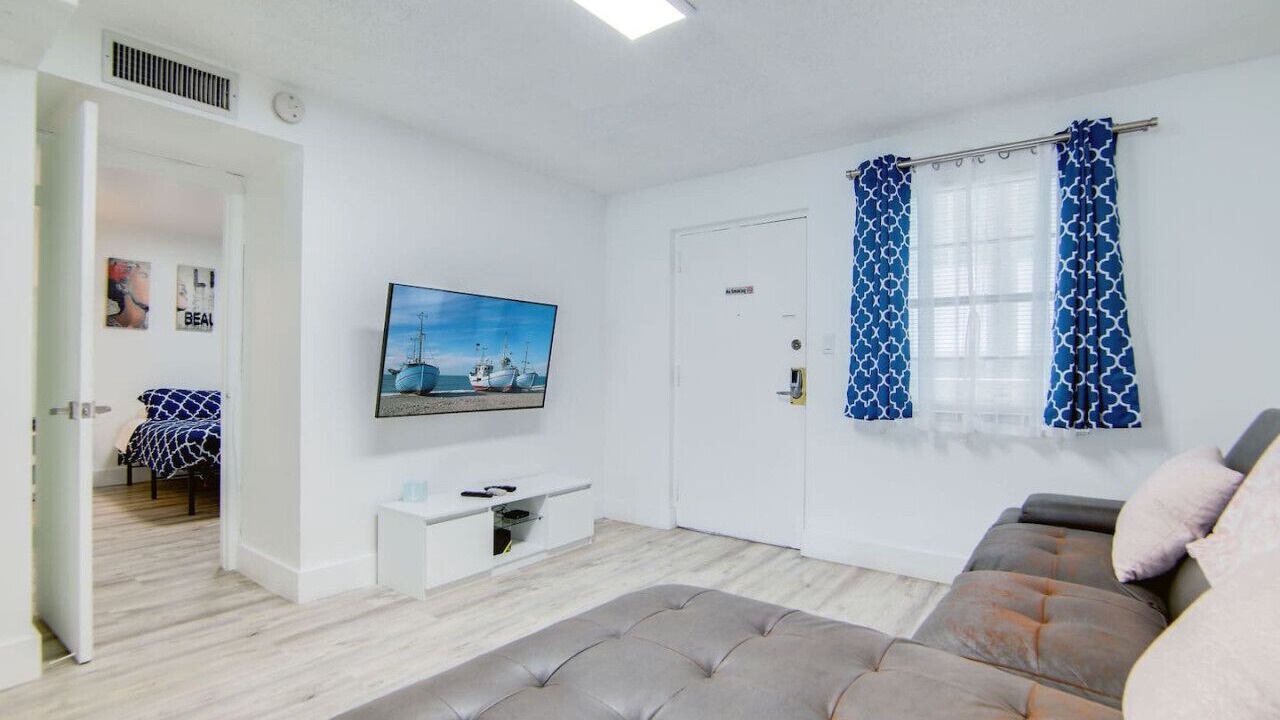 Photo of Bedroom in Flamingo/Lummus