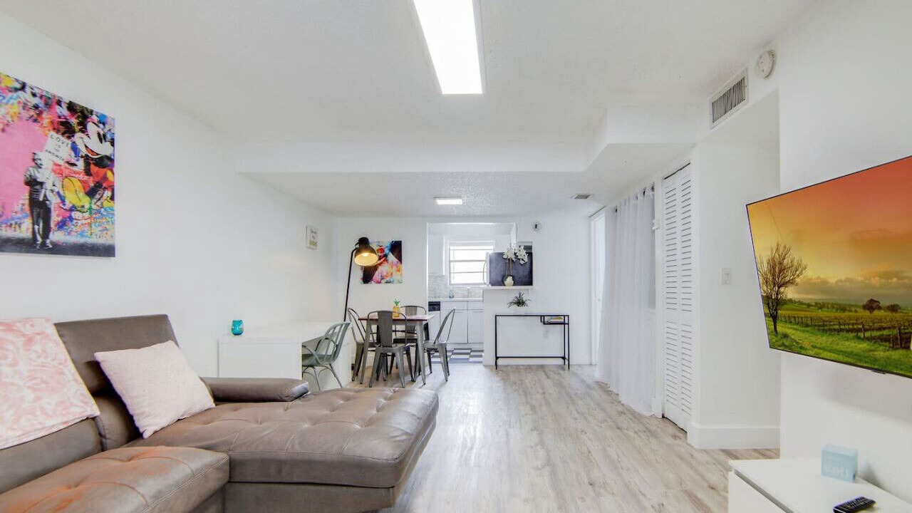 Photo of Livingroom in Flamingo/Lummus