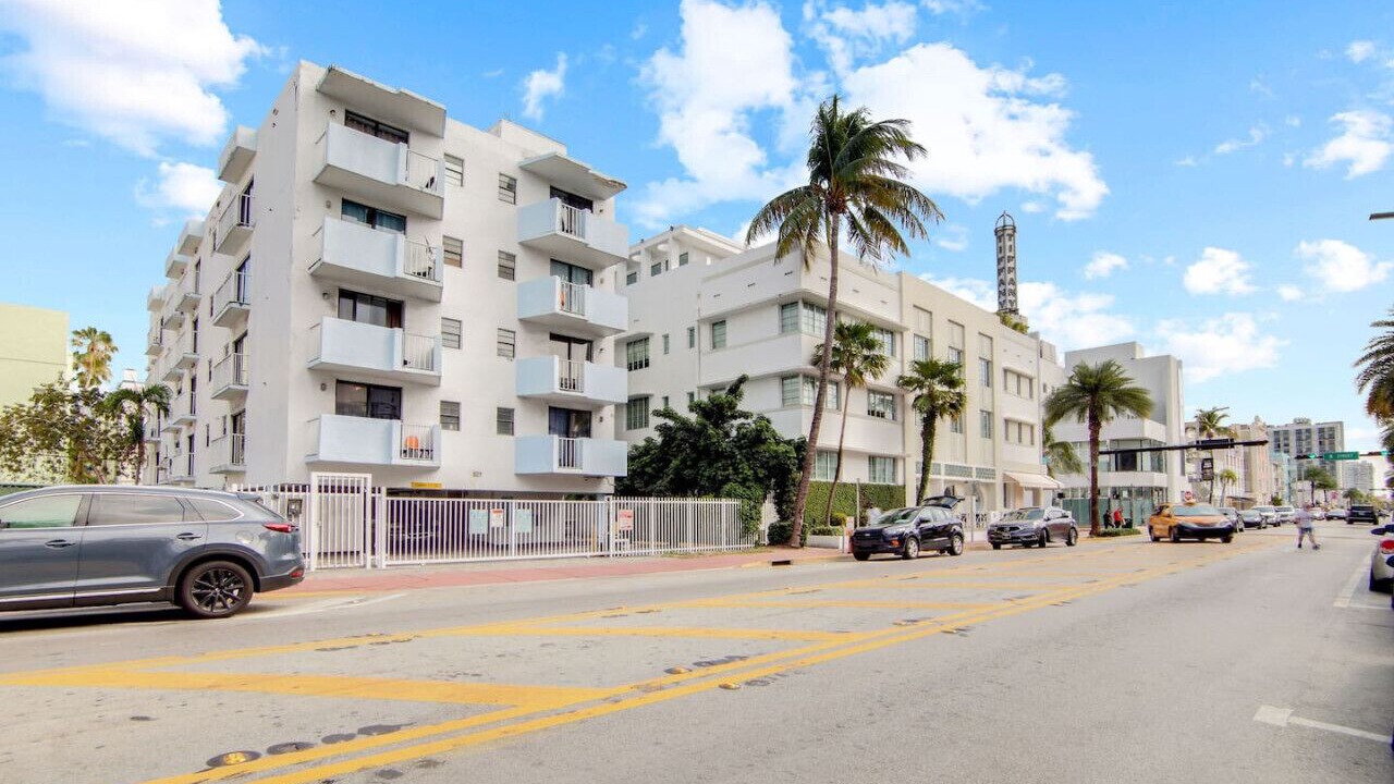Photo of Outdoor in Flamingo/Lummus