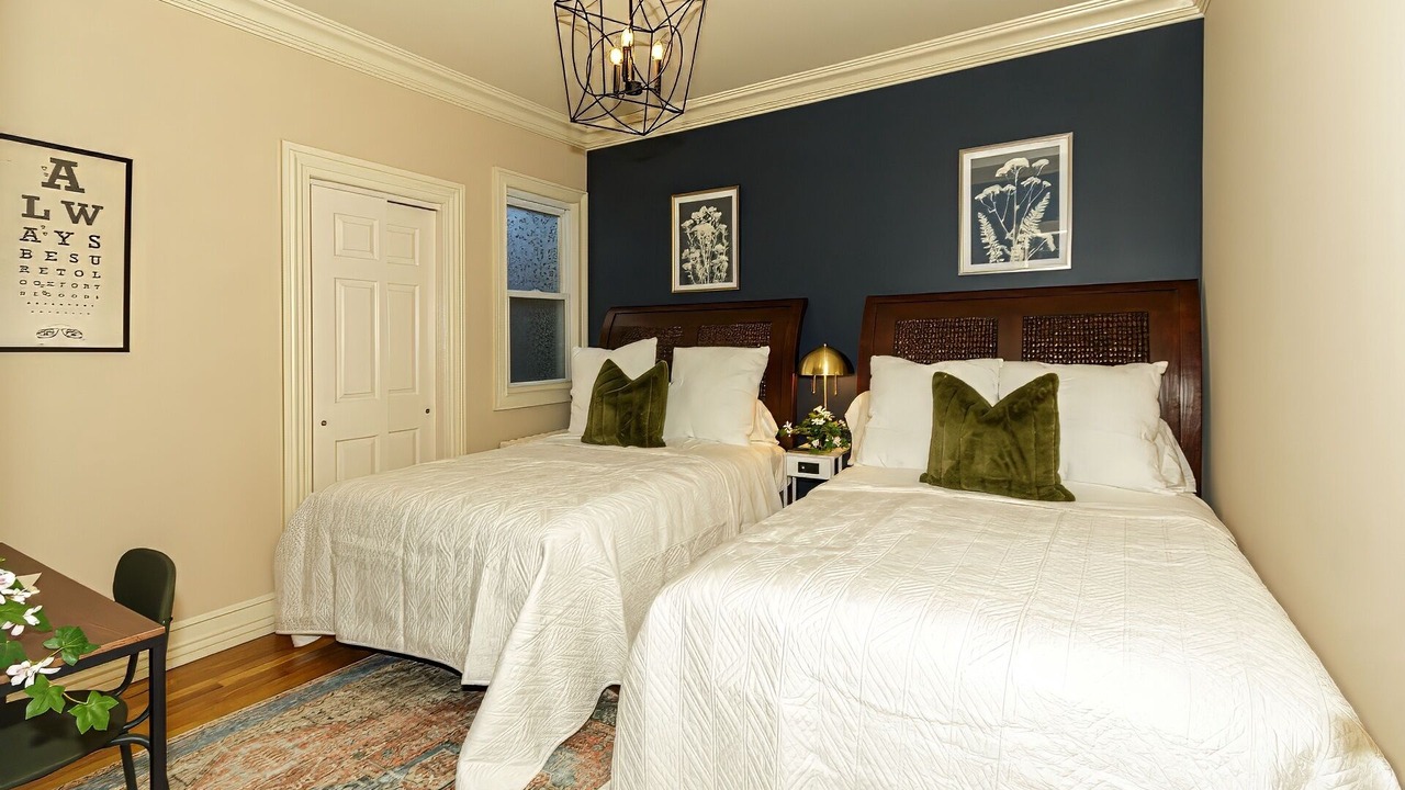 Photo of Bedroom in Forest Hill