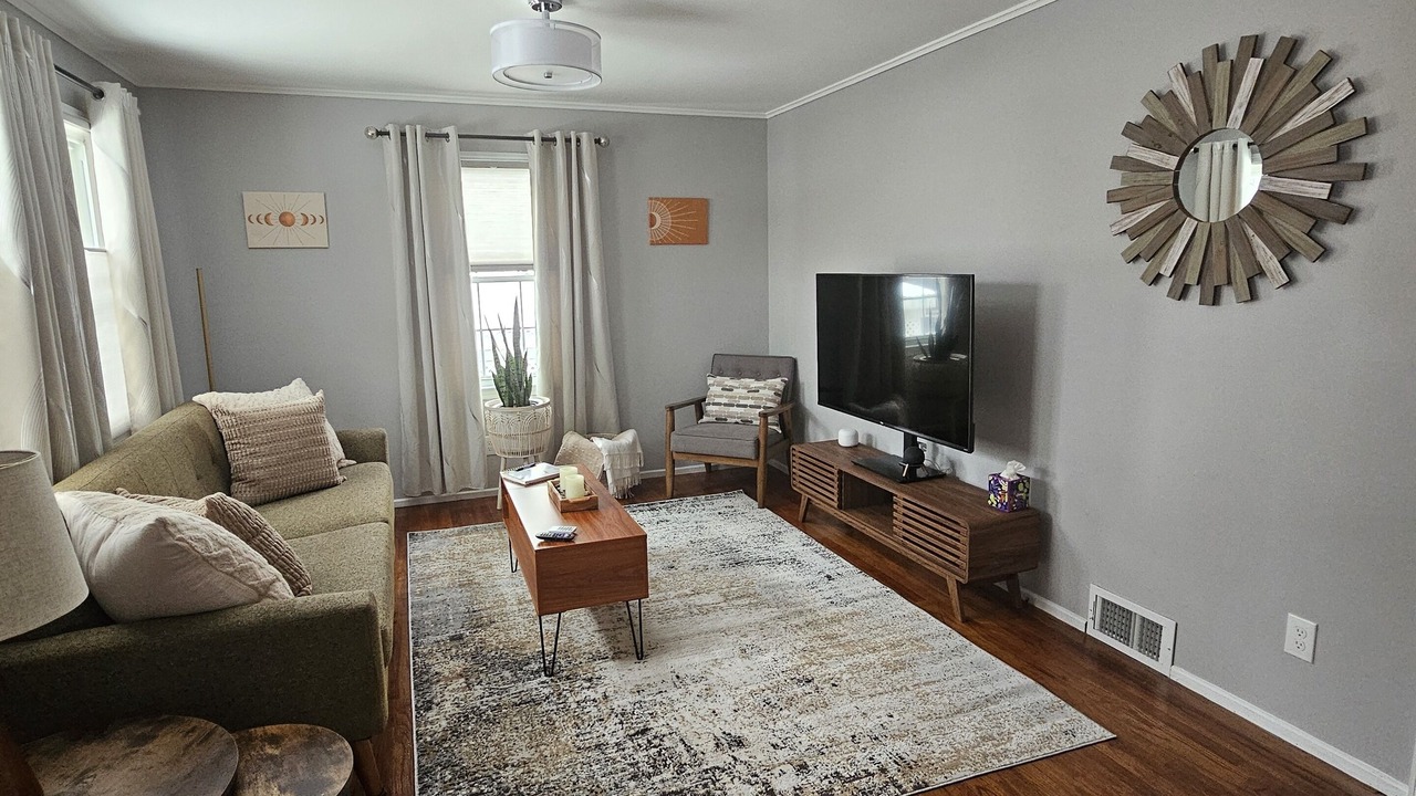 Photo of Livingroom in Albany