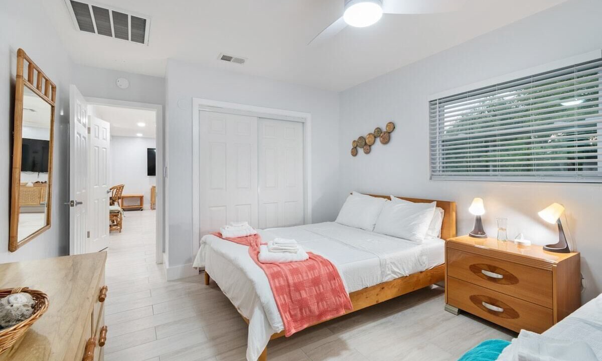 Photo of Bedroom in Harbor Village