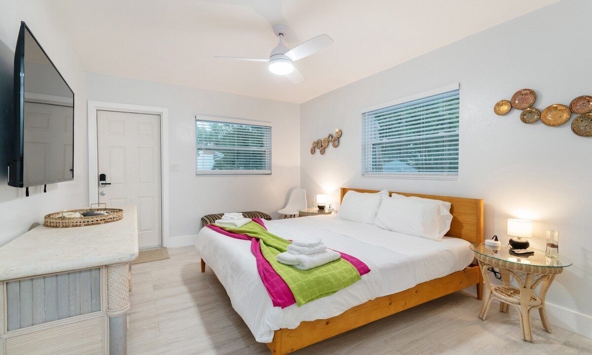 Photo of Bedroom in Harbor Village