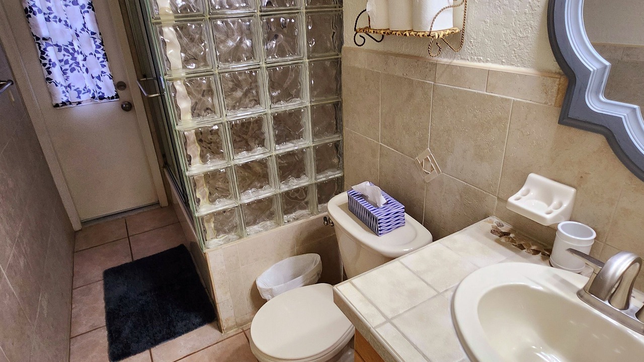 Photo of Bathroom in Miramar