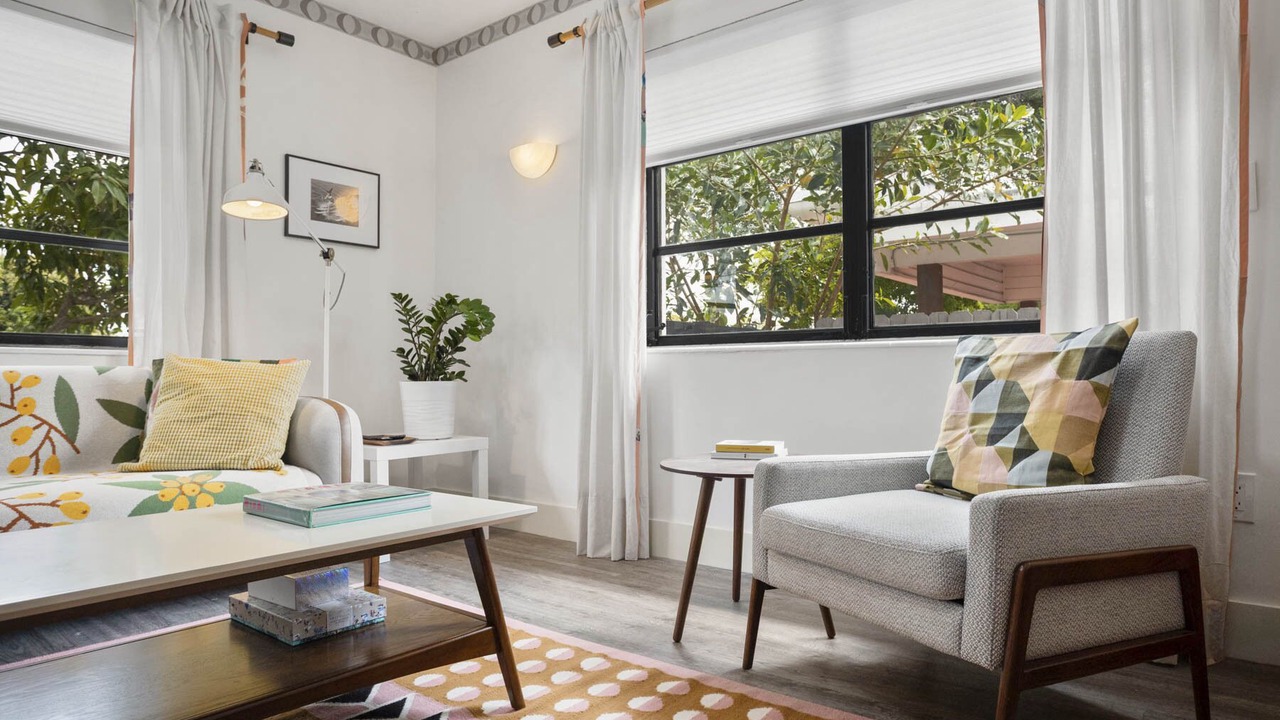 Photo of Livingroom in Biscayne Park
