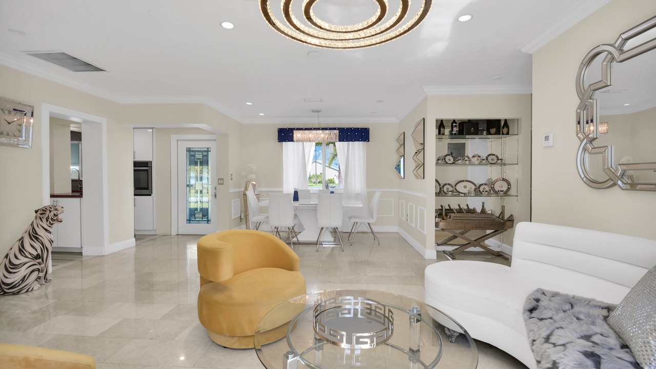 Photo of Livingroom in Deerfield Beach