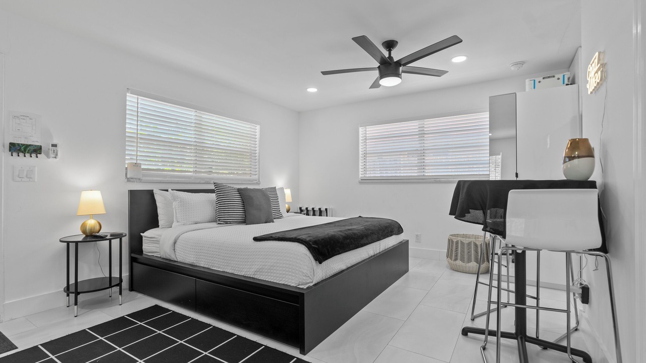 Photo of Bedroom in Central Fort Lauderdale