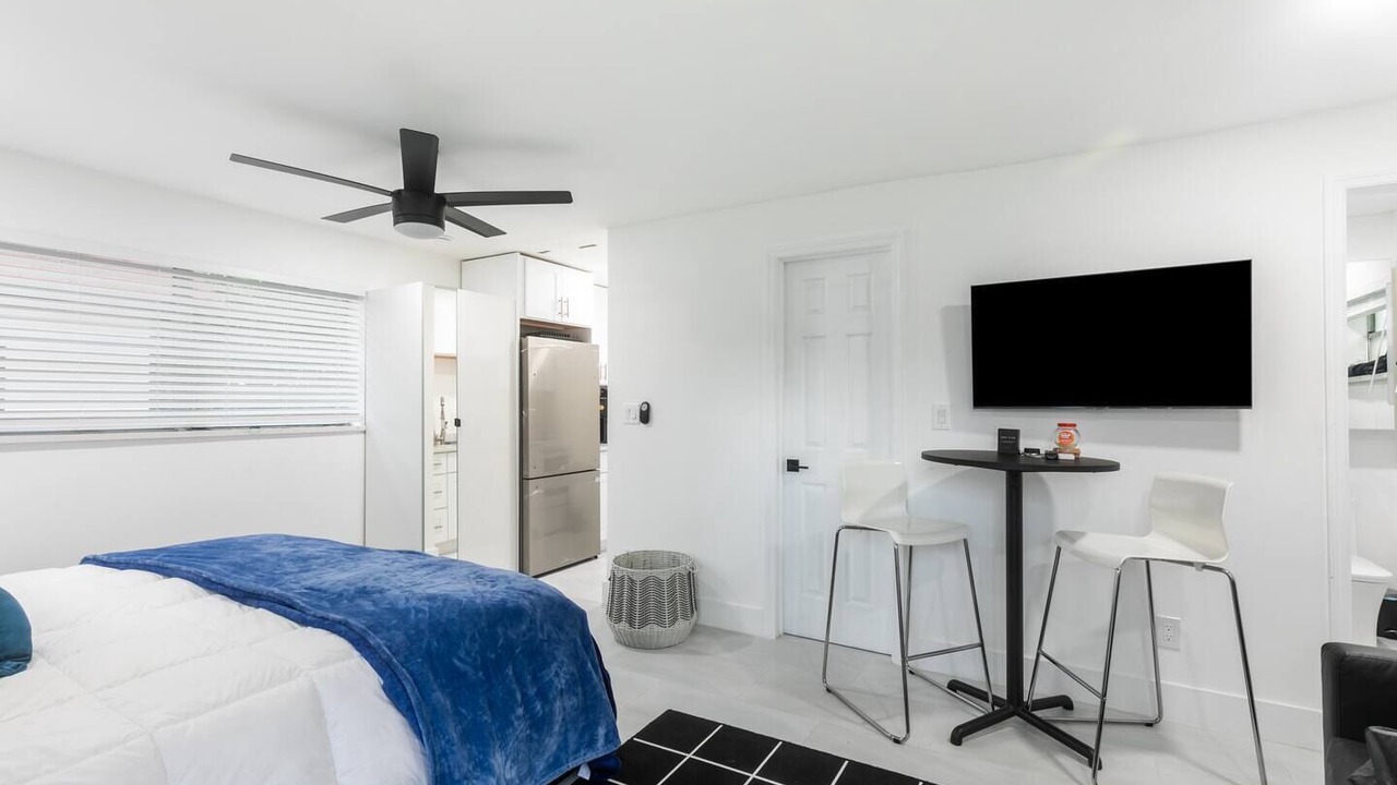Photo of Bedroom in Central Fort Lauderdale