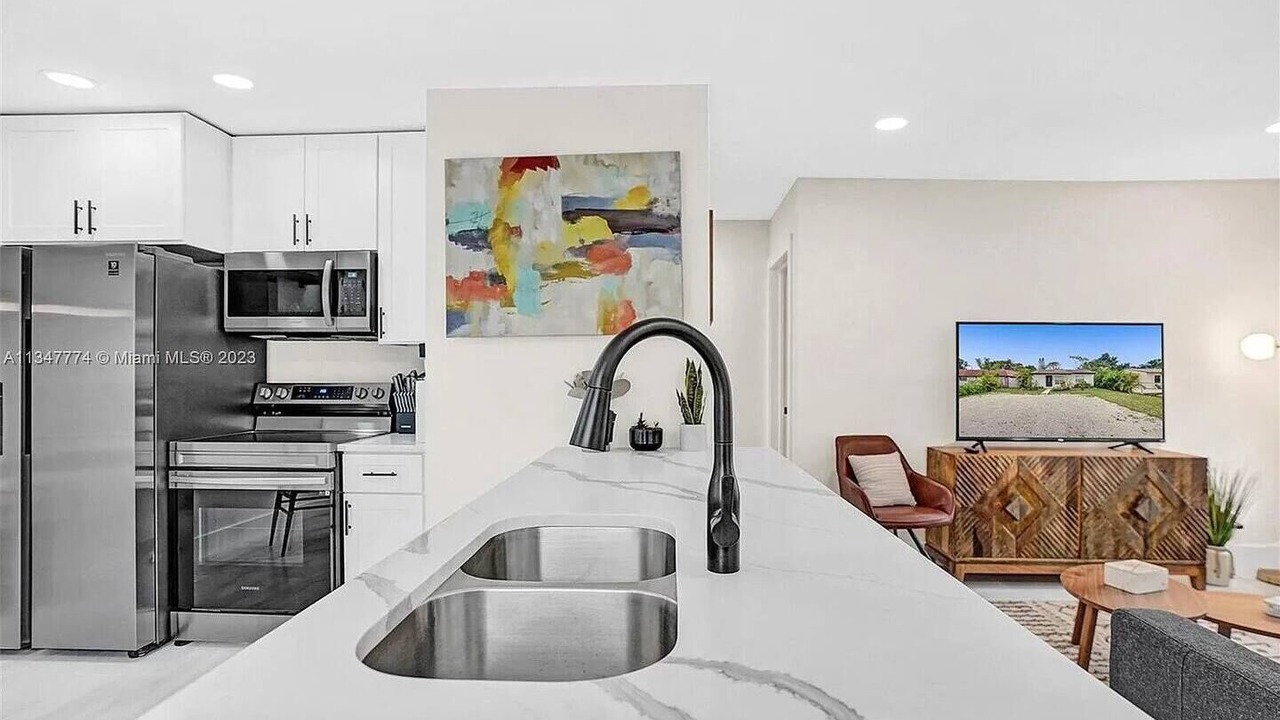 Photo of Kitchen in Central Fort Lauderdale