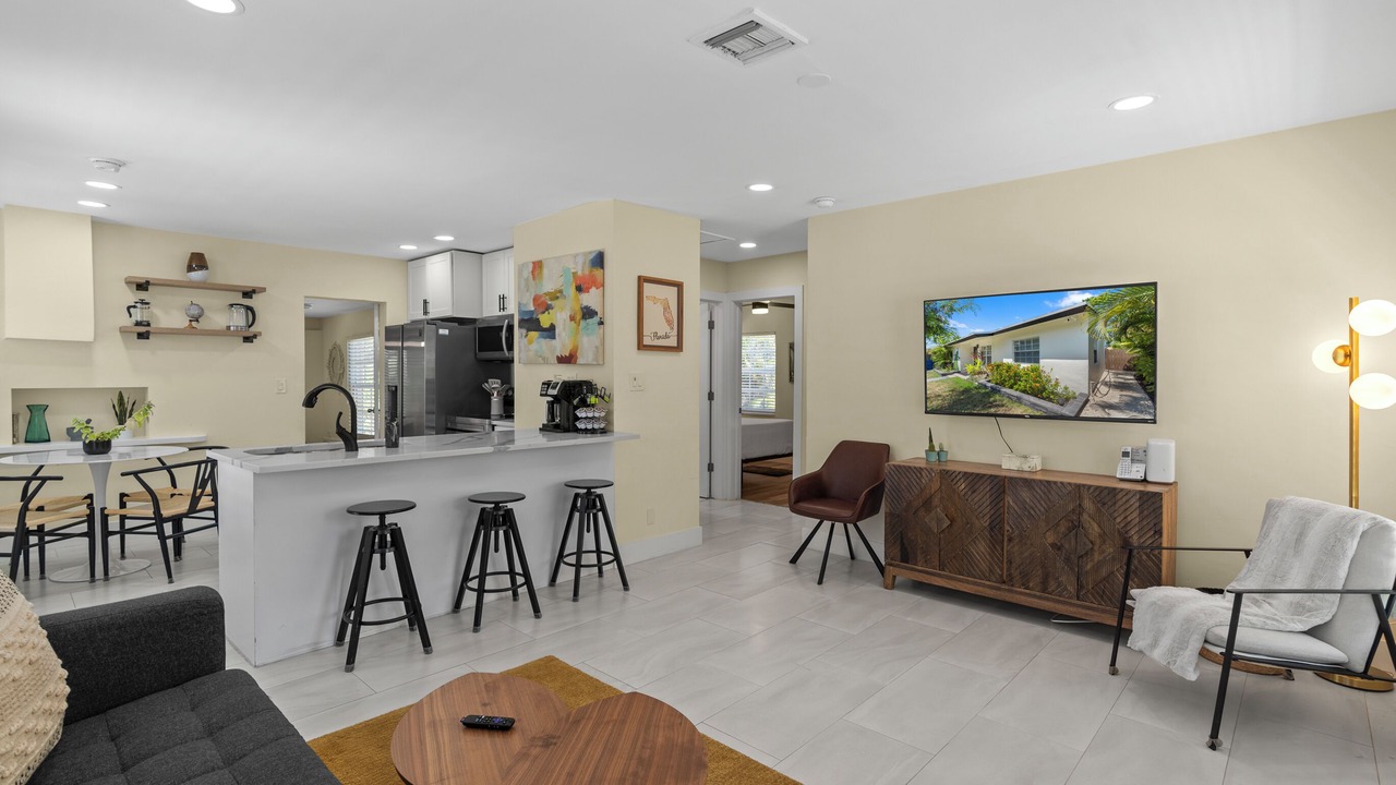 Photo of Livingroom in Central Fort Lauderdale