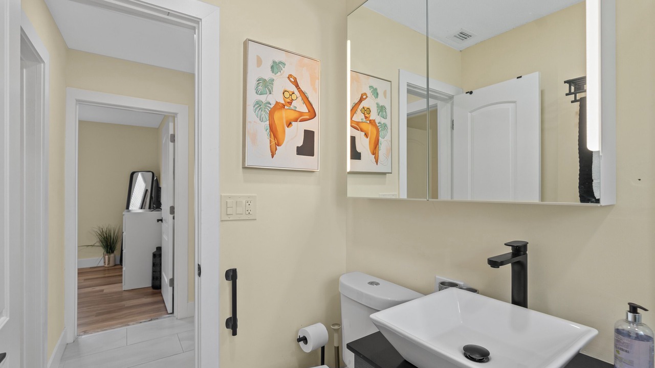 Photo of Bathroom in Central Fort Lauderdale