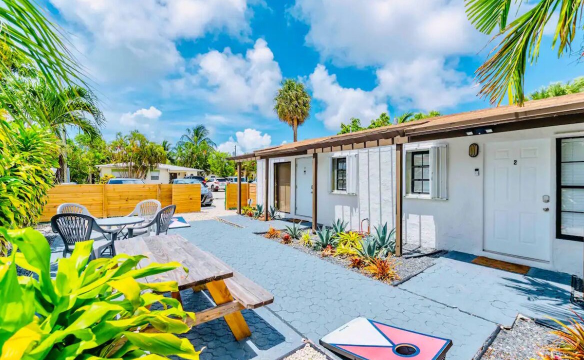 Photo of Outdoor in Santa Barbara Estates