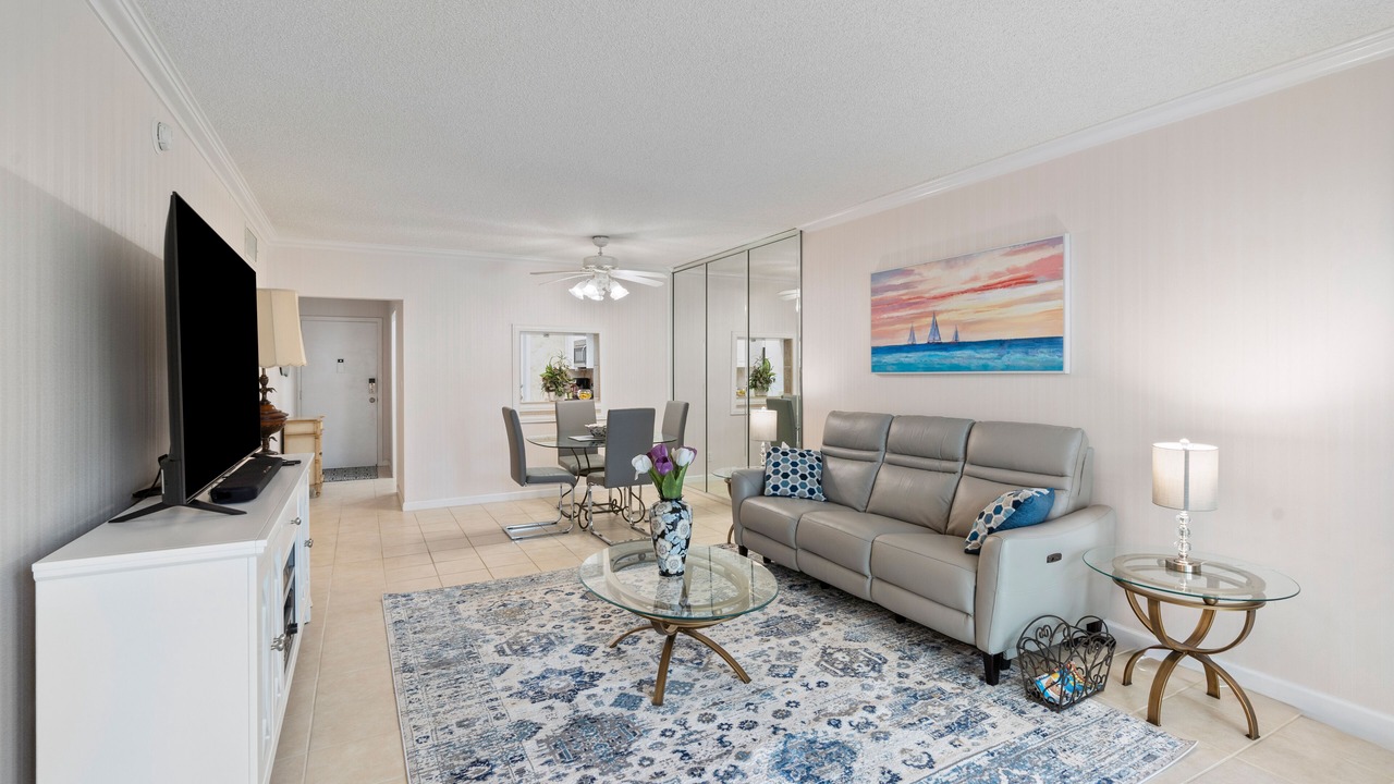 Photo of Livingroom in Bel Air