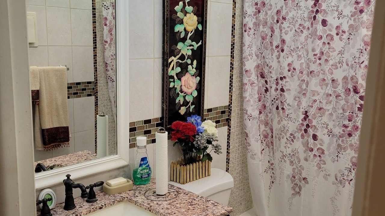 Photo of Bathroom in Kings Point