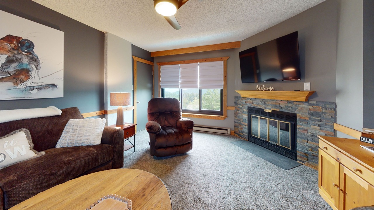 Photo of Bedroom in Snowshoe
