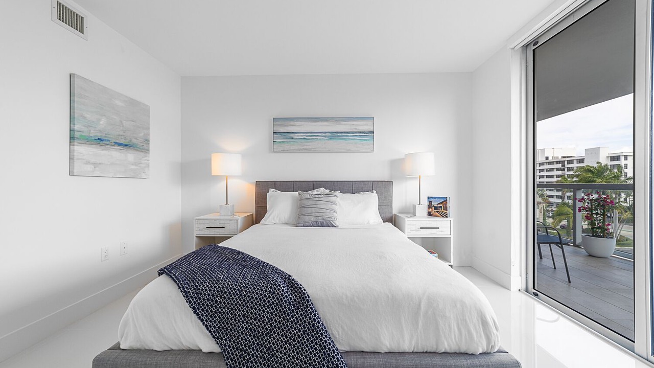 Photo of Bedroom in Bay Harbor Islands
