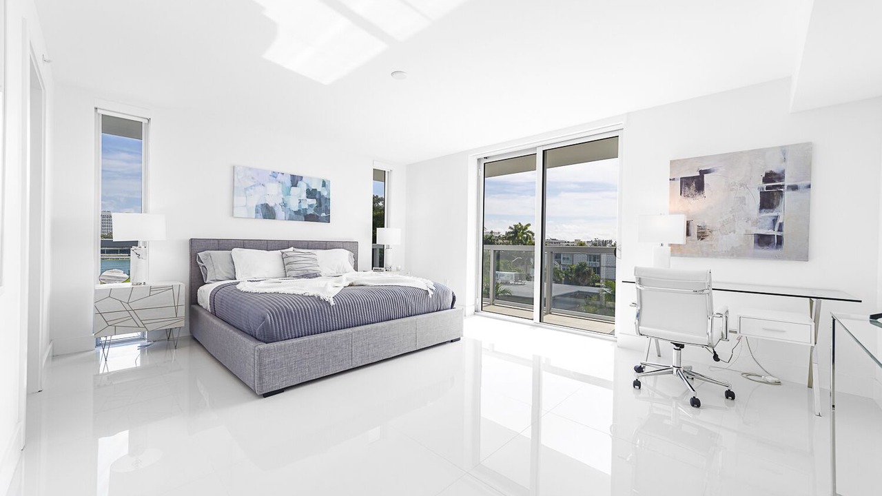 Photo of Bedroom in Bay Harbor Islands