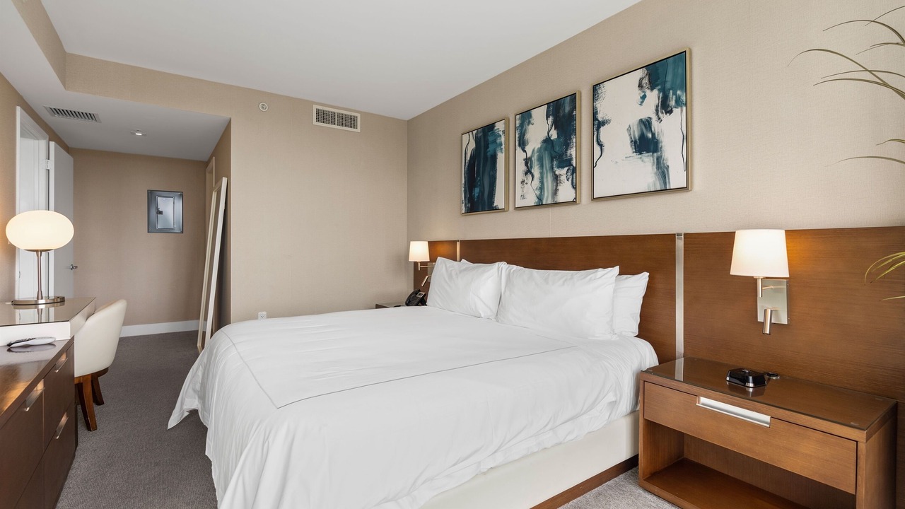 Photo of Bedroom in Bay Harbor Islands