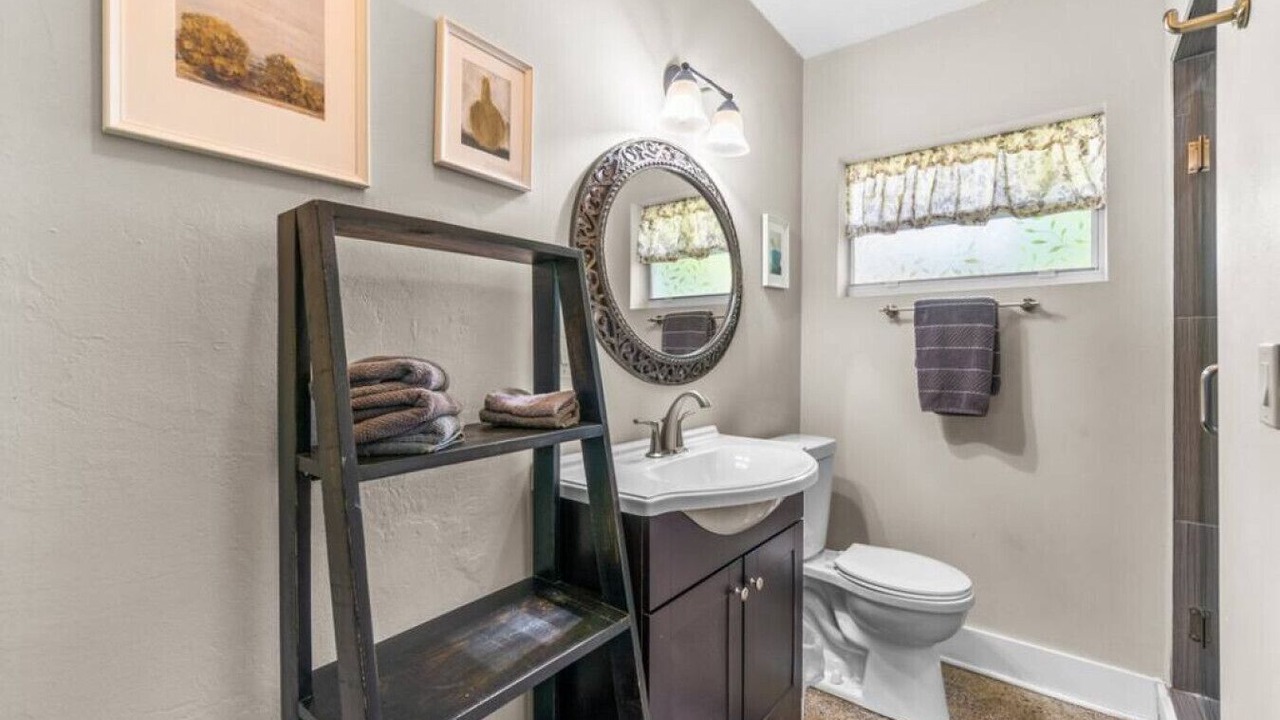 Photo of Bathroom in Highland Park Delray