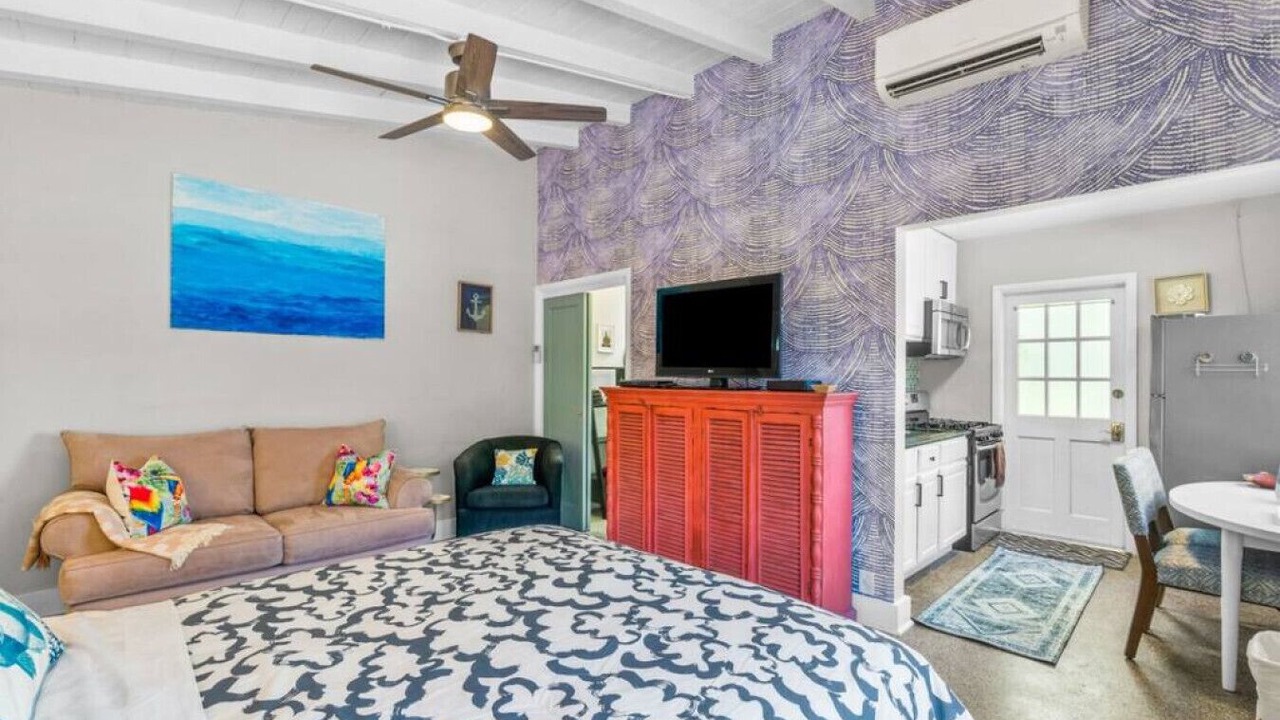 Photo of Bedroom in Highland Park Delray