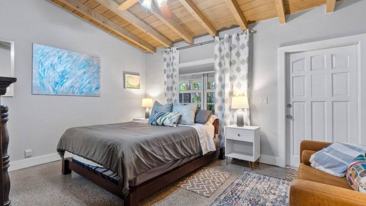 Photo of Bedroom in Highland Park Delray