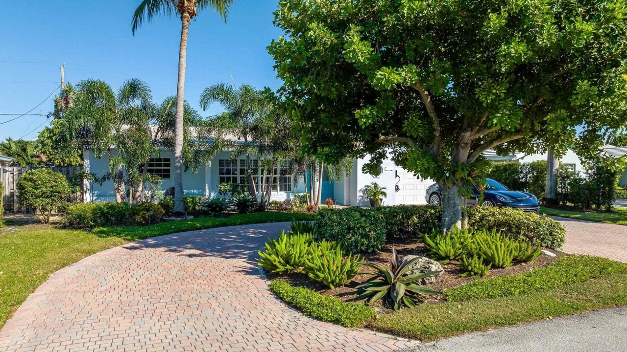 Photo of Others in Coral Ridge Isles