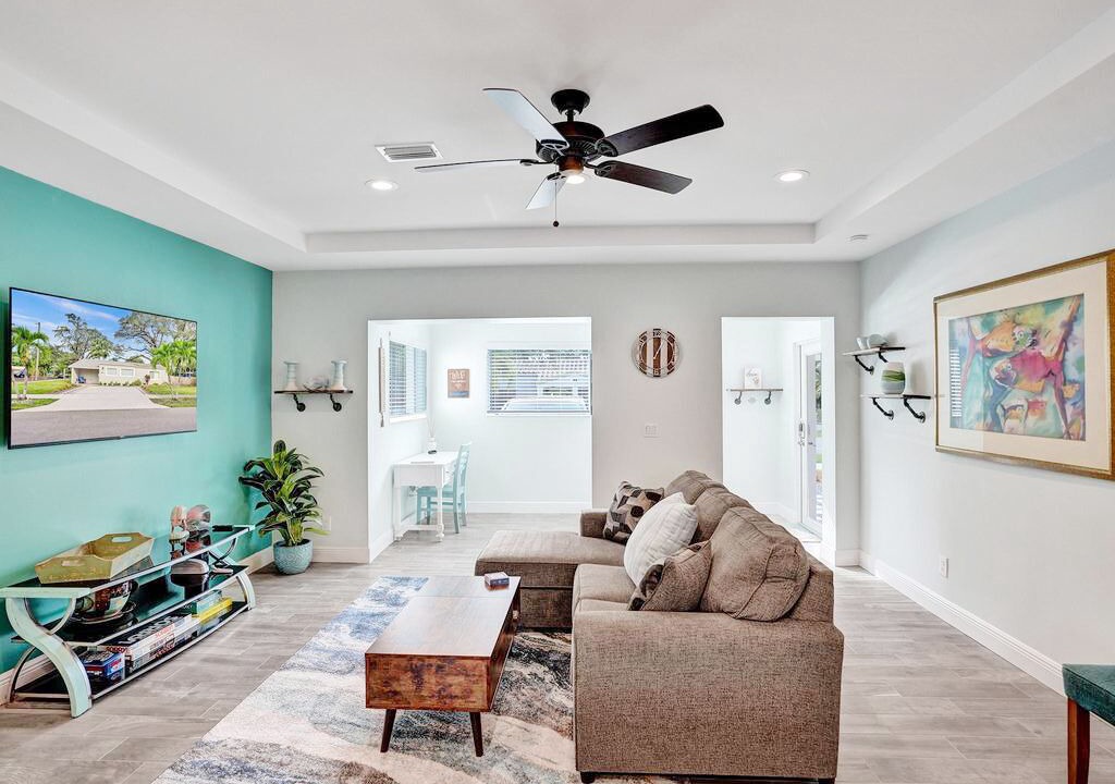 Photo of Bedroom in River Oaks